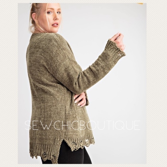 Plus Size Chenille Torn 2 Shreds Sweater - Picture 5 of 5